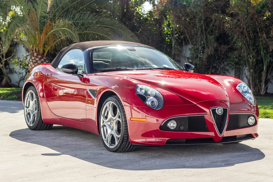 2009 Alfa Romeo 8C Competizione - Image 8 of 31