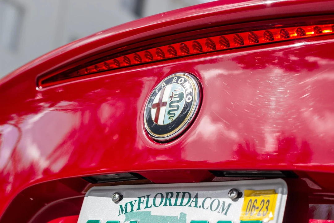 2009 Alfa Romeo 8C Competizione - Image 28 of 31