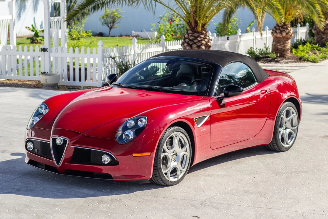 2009 Alfa Romeo 8C Competizione - Image 2 of 31