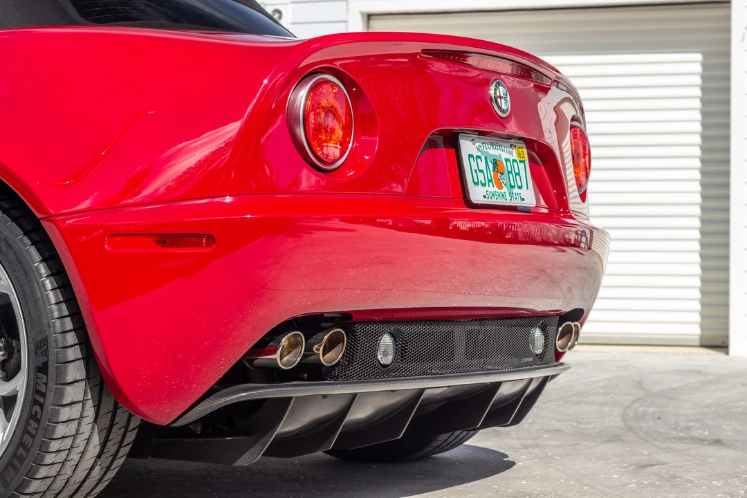 2009 Alfa Romeo 8C Competizione - Image 24 of 31