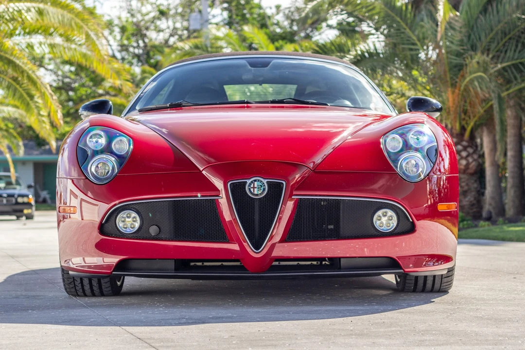 2009 Alfa Romeo 8C Competizione - Image 9 of 31