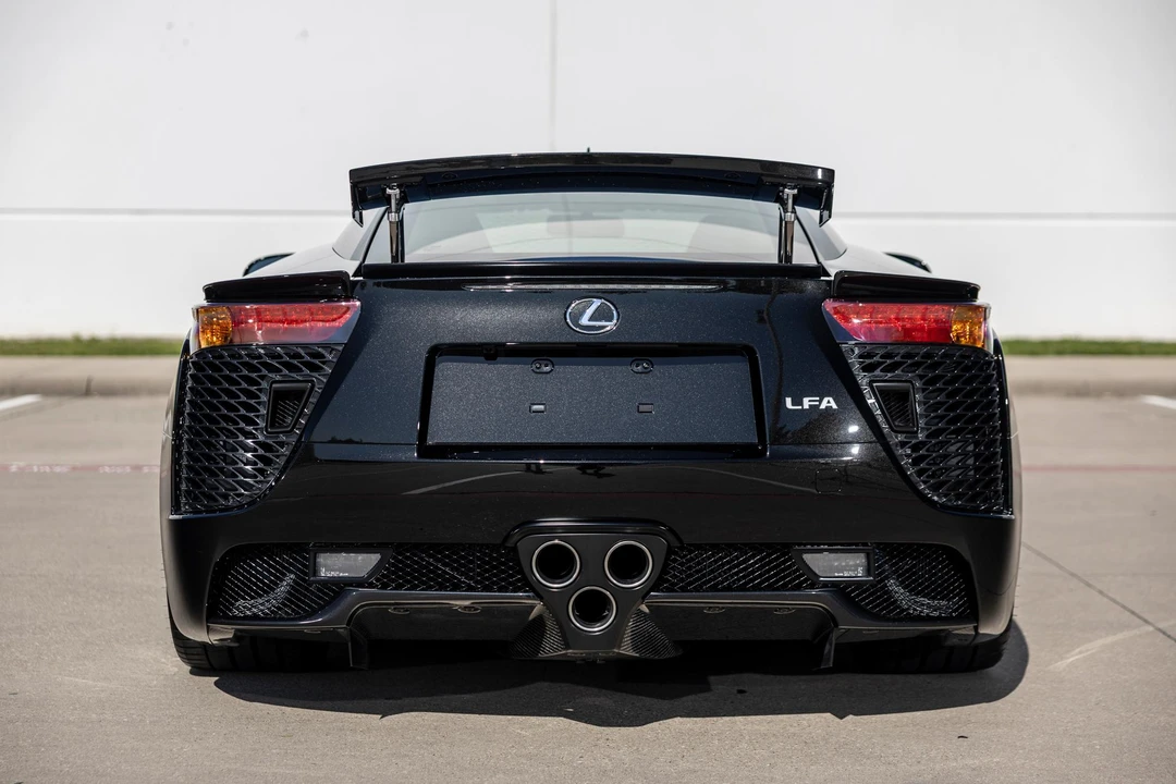 2012 Lexus LFA - Image 15 of 31