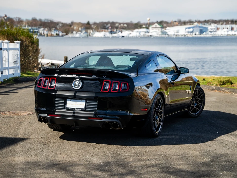 2014 Ford S197 II Shelby Mustang GT500 - Image 16 of 31