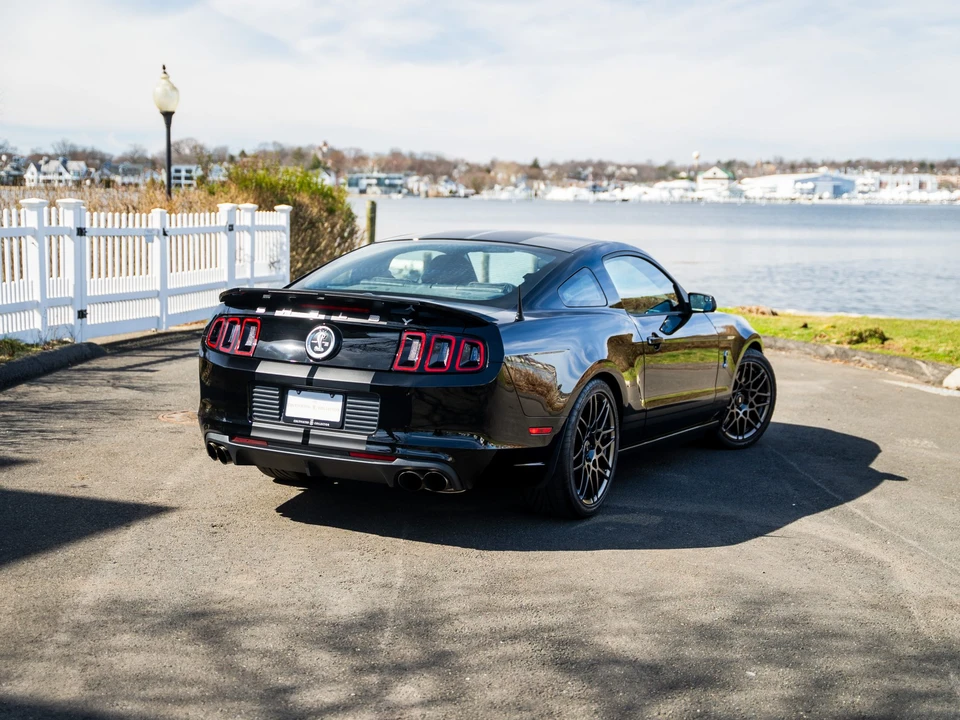 2014 Ford S197 II Shelby Mustang GT500 - Image 18 of 31