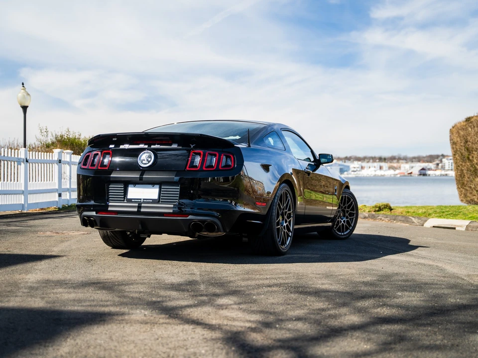 2014 Ford S197 II Shelby Mustang GT500 - Image 17 of 31
