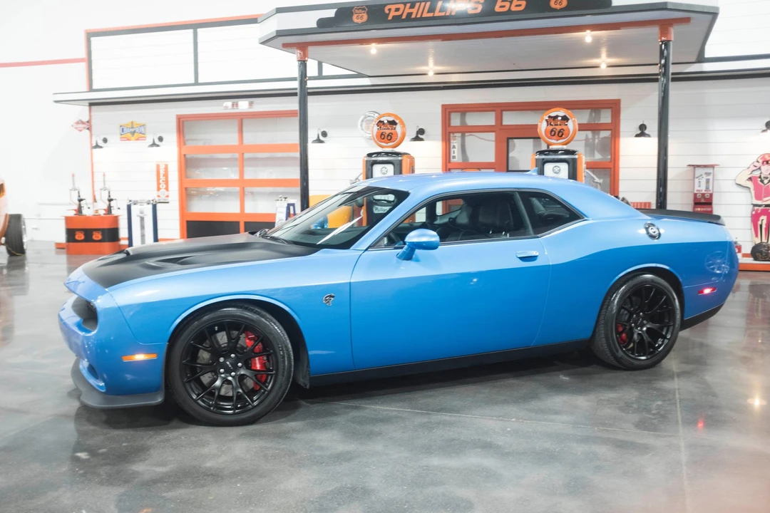 2016 Dodge Challenger SRT Hellcat 3rd Gen - Image 22 of 31