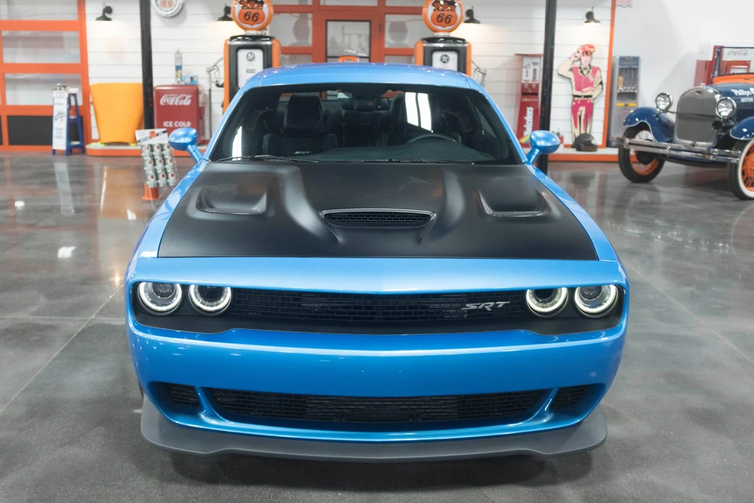 2016 Dodge Challenger SRT Hellcat 3rd Gen - Image 15 of 31