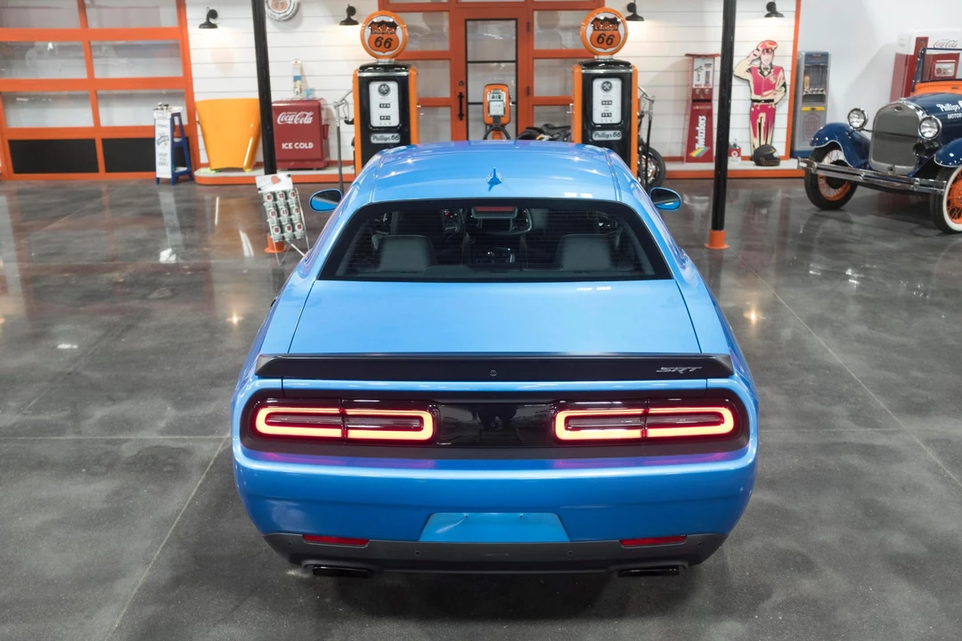2016 Dodge Challenger SRT Hellcat 3rd Gen - Image 7 of 31