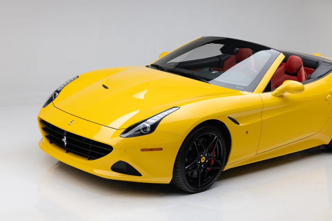 2016 Ferrari California T - Image 18 of 31