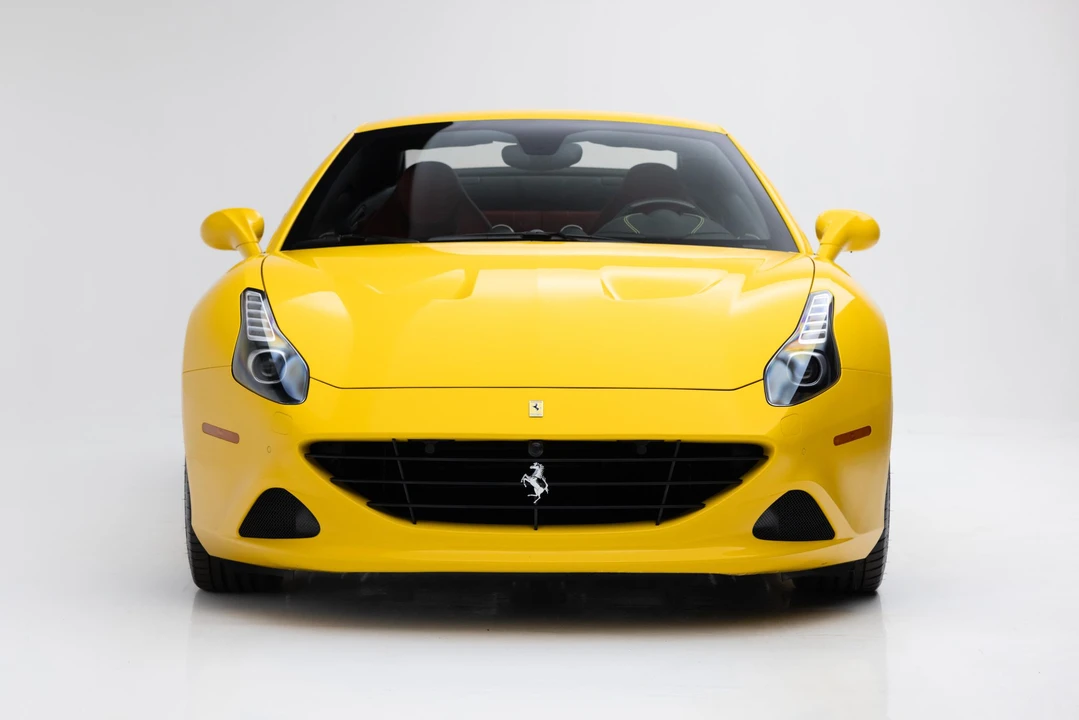 2016 Ferrari California T - Image 11 of 31