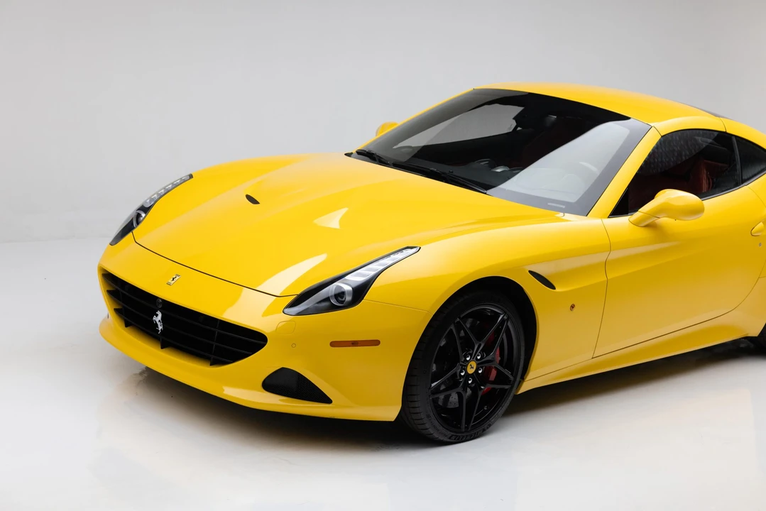 2016 Ferrari California T - Image 19 of 31