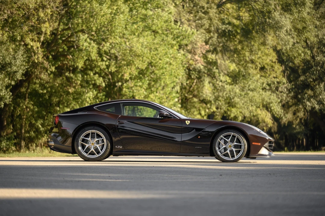2017 Ferrari F12berlinetta - Image 18 of 31