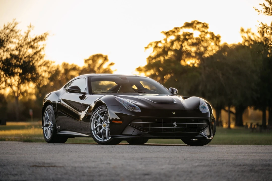 2017 Ferrari F12berlinetta - Image 26 of 31