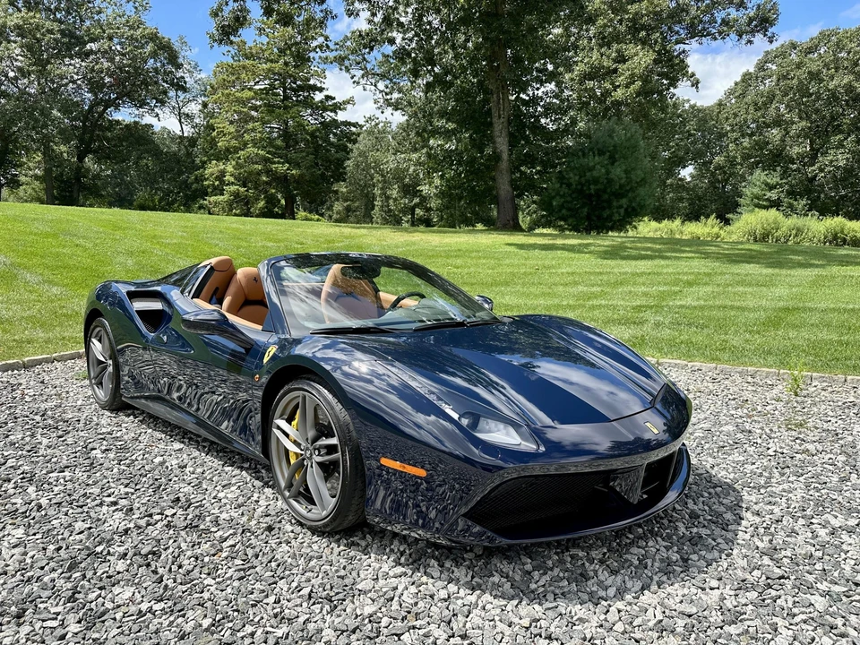 2018 Ferrari 488 Spider - Image 30 of 31
