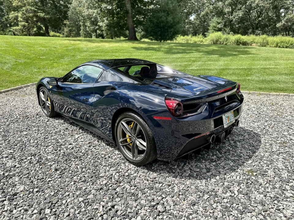 2018 Ferrari 488 Spider - Image 19 of 31