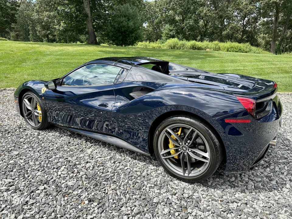 2018 Ferrari 488 Spider - Image 21 of 31