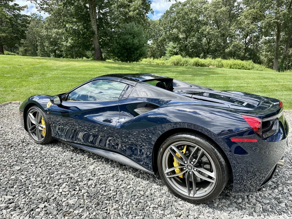 2018 Ferrari 488 Spider - Image 20 of 31