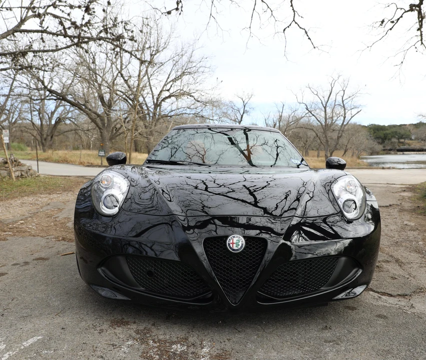2019 Alfa Romeo 4C Spider - Image 9 of 31