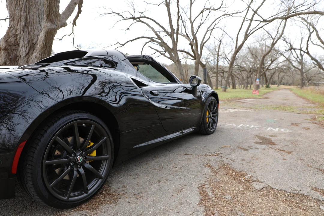 2019 Alfa Romeo 4C Spider - Image 22 of 31