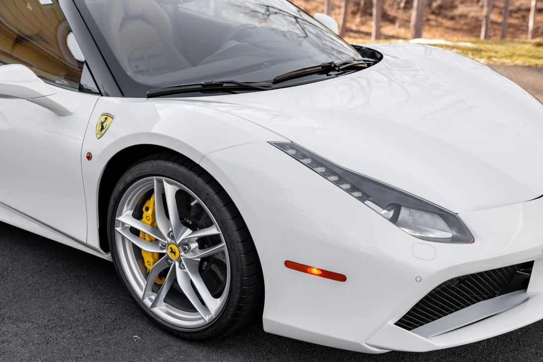 2019 Ferrari 488 Spider - Image 13 of 31