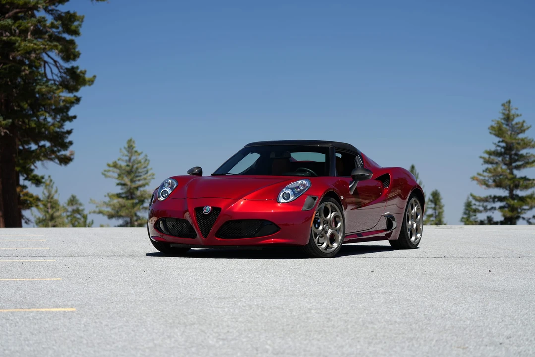 2020 Alfa Romeo 4C Spider - Image 2 of 31