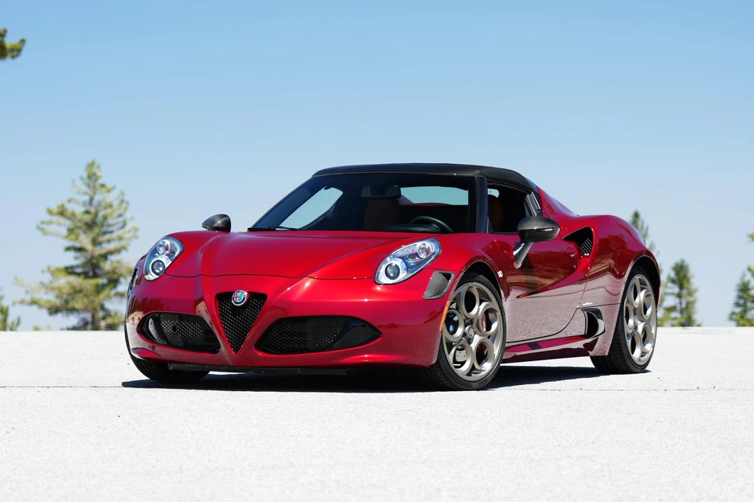 2020 Alfa Romeo 4C Spider - Image 1 of 31