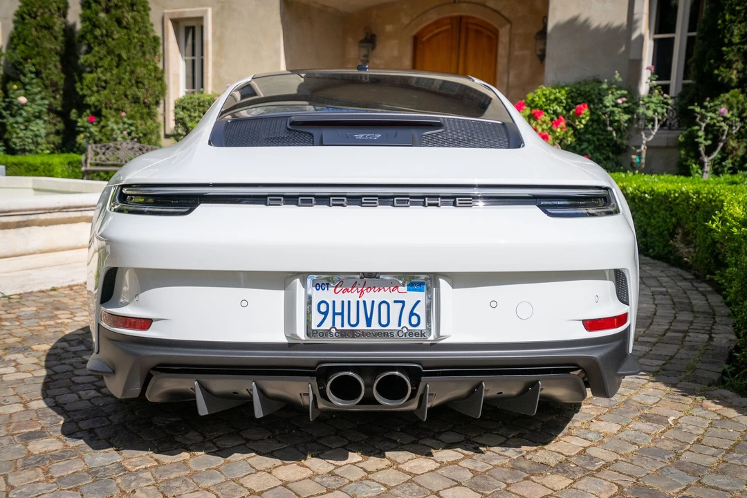 2022 Porsche 992 GT3 - Image 14 of 31