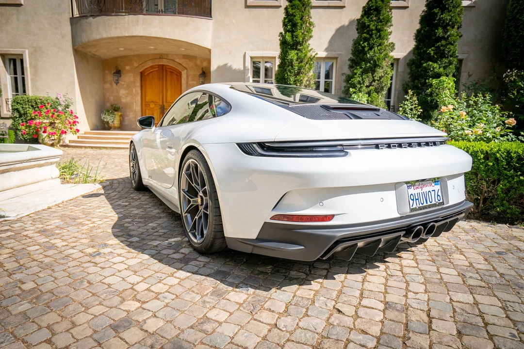 2022 Porsche 992 GT3 - Image 11 of 31