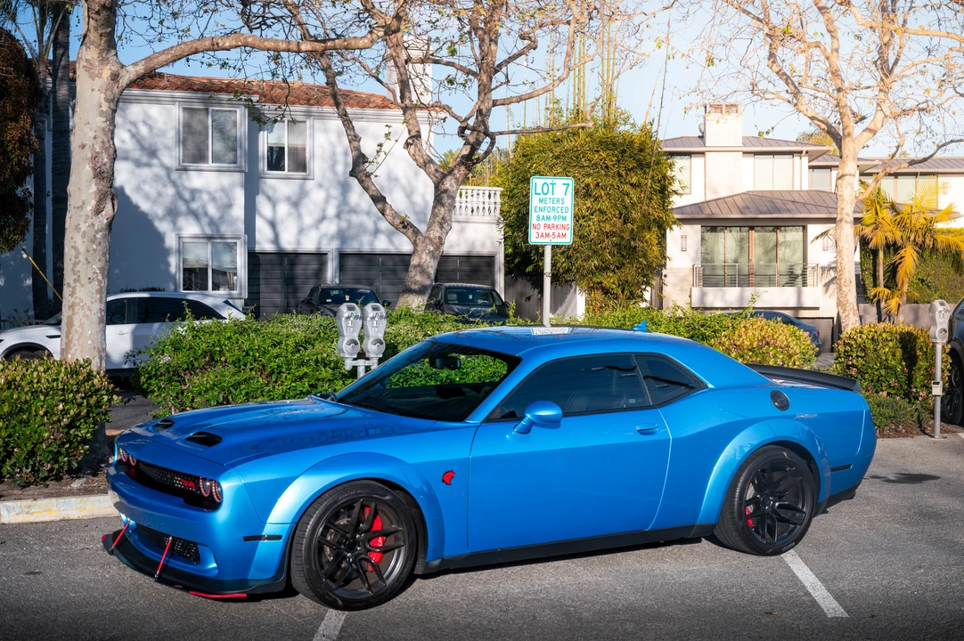 2023 Dodge Challenger SRT Hellcat 3rd Gen - Image 16 of 31