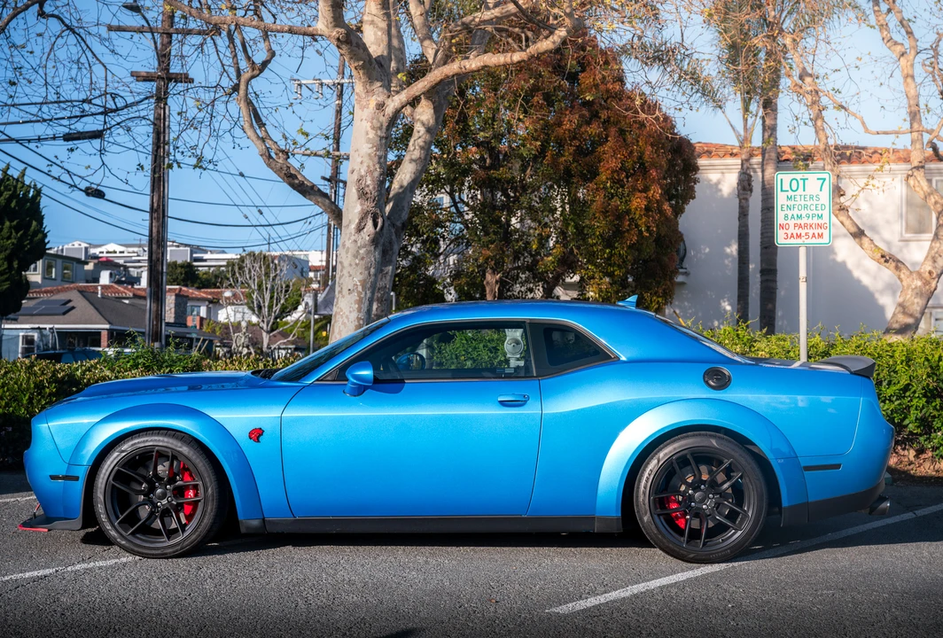 2023 Dodge Challenger SRT Hellcat 3rd Gen - Image 13 of 31
