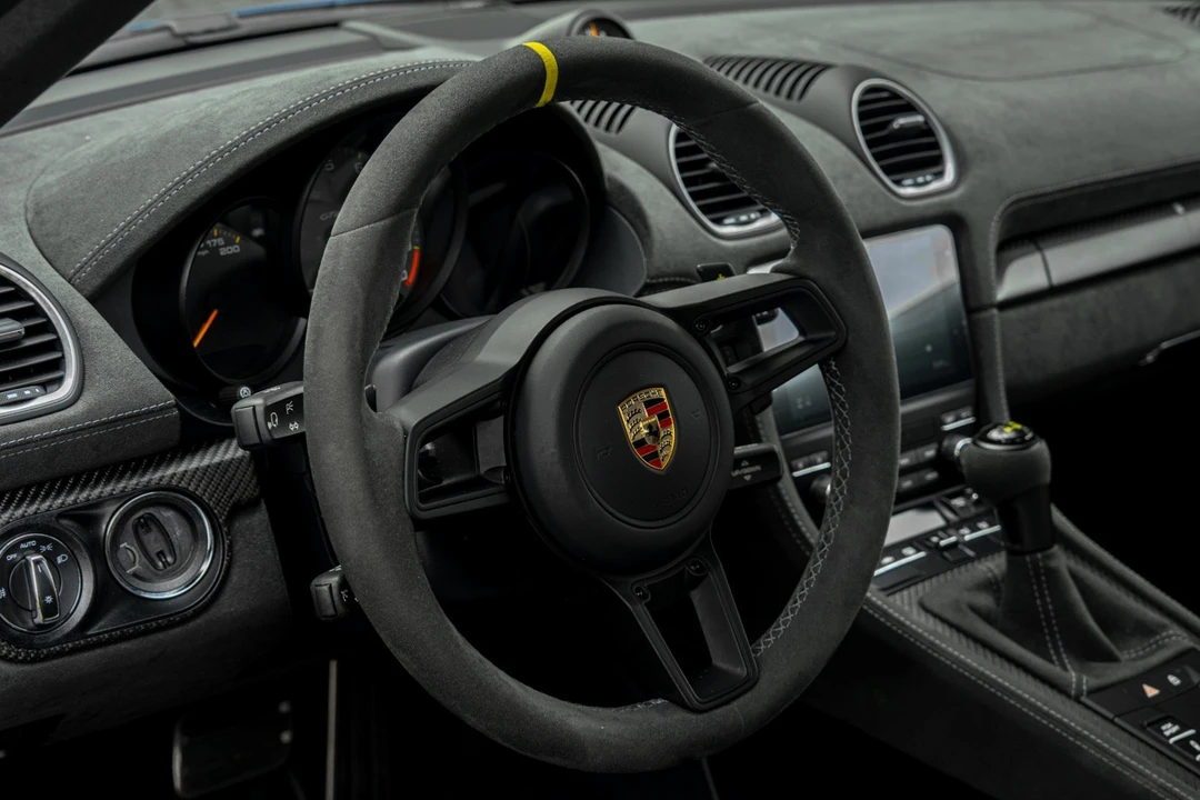 2024 Porsche 718 Cayman GT4 RS - Image 5 of 8