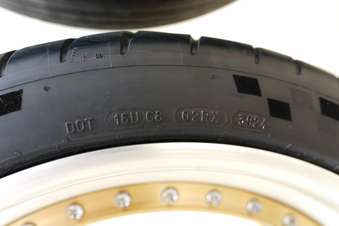 Parts & Memorabilia Other Wheels - Image 21 of 31