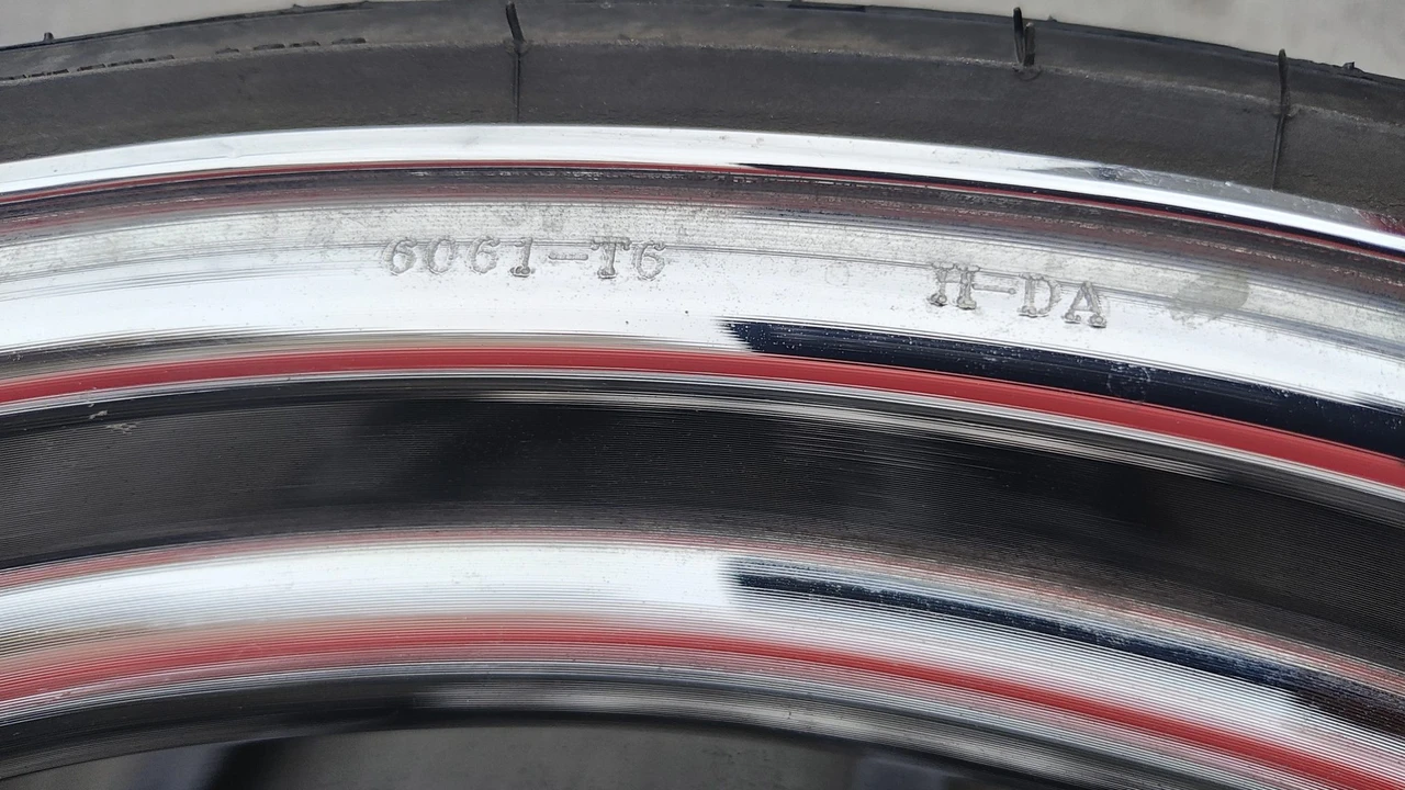 Parts & Memorabilia Other Wheels - Image 18 of 31