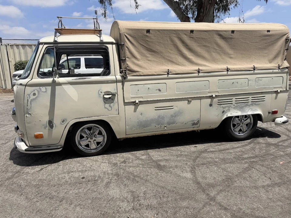 1971 Volkswagen Bay-Window Pickup - Image 21 of 31