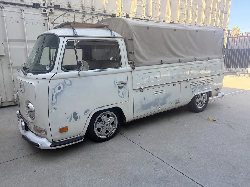 1971 Volkswagen Bay-Window Pickup - Image 25 of 31