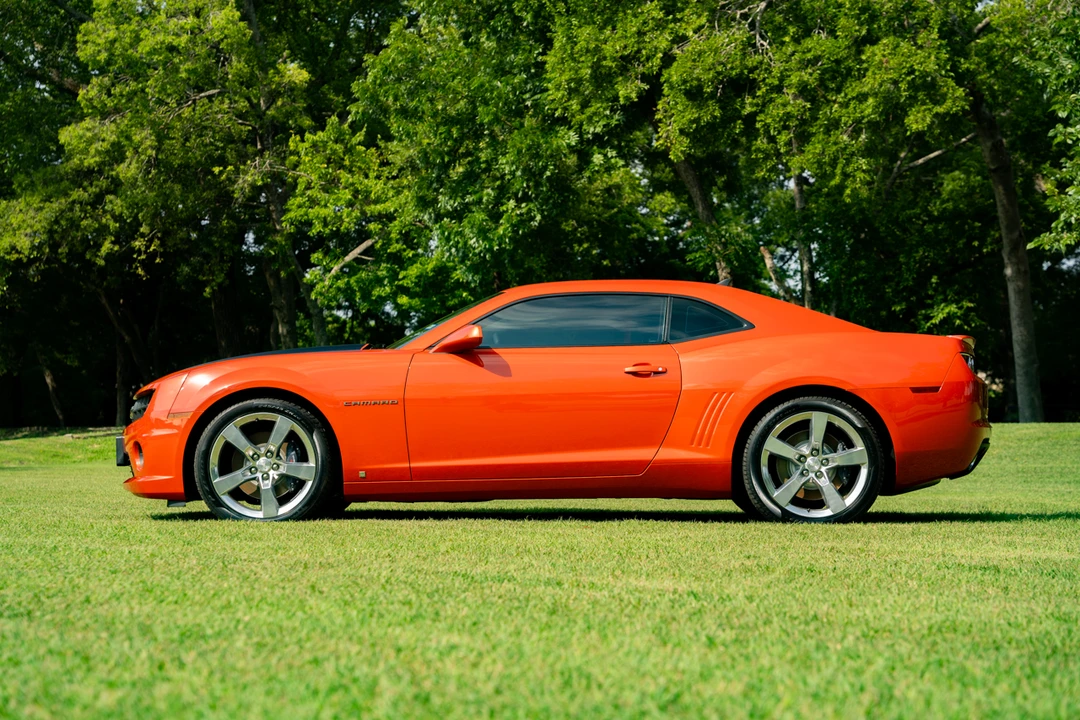 2010 Chevrolet Camaro SS 5th Gen - Image 4 of 31
