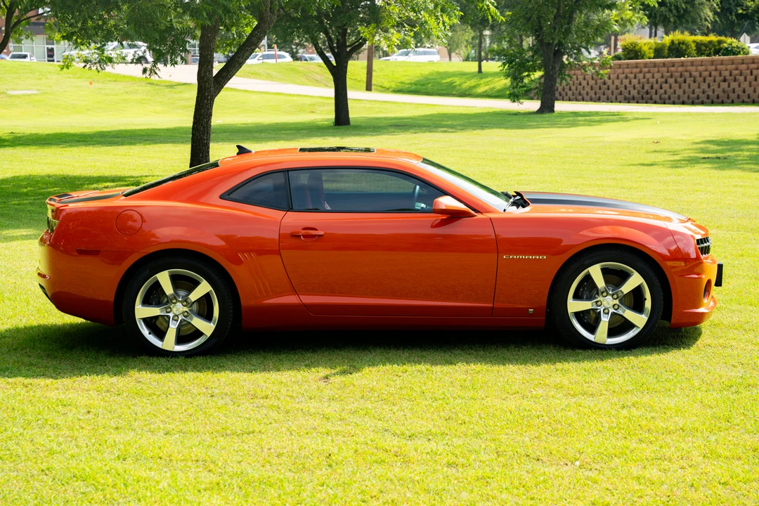 2010 Chevrolet Camaro SS 5th Gen - Image 12 of 31