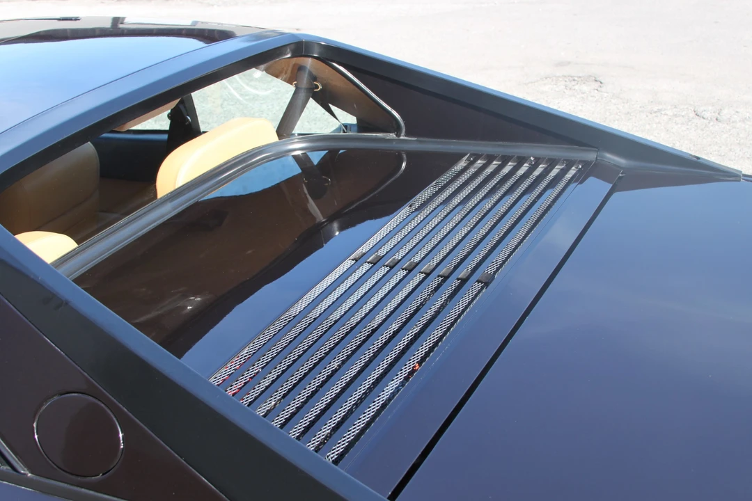 1985 Ferrari Mondial QV - Image 15 of 31