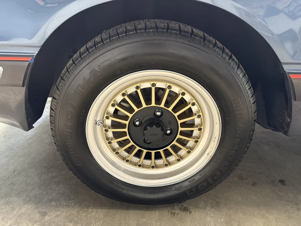 1985 Ford Thunderbird 9th Gen - Image 13 of 31