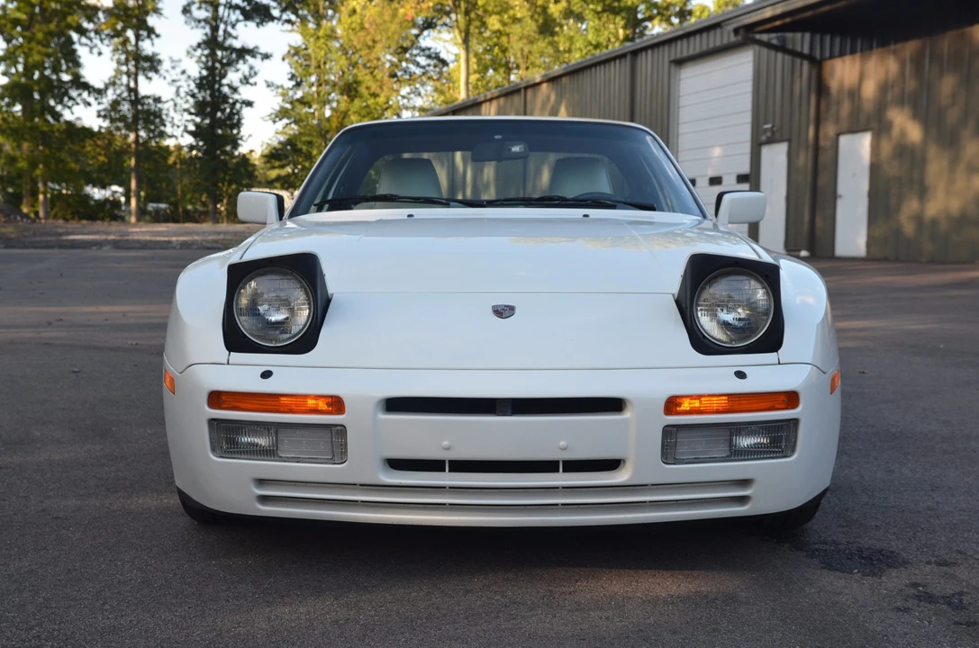 1986 Porsche 944 Turbo - Image 18 of 31