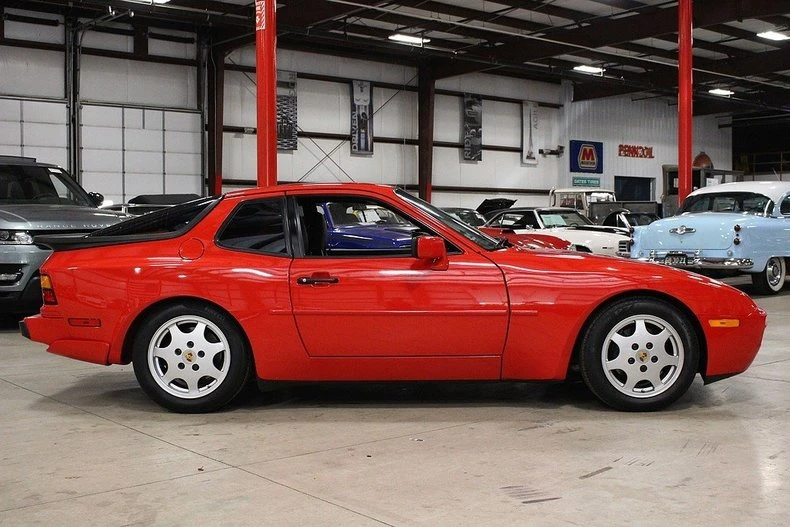 1990 Porsche 944 S2 - Image 2 of 31