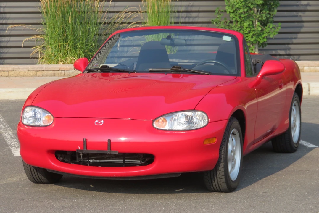 1999 Mazda NB MX-5 Miata - Image 7 of 31