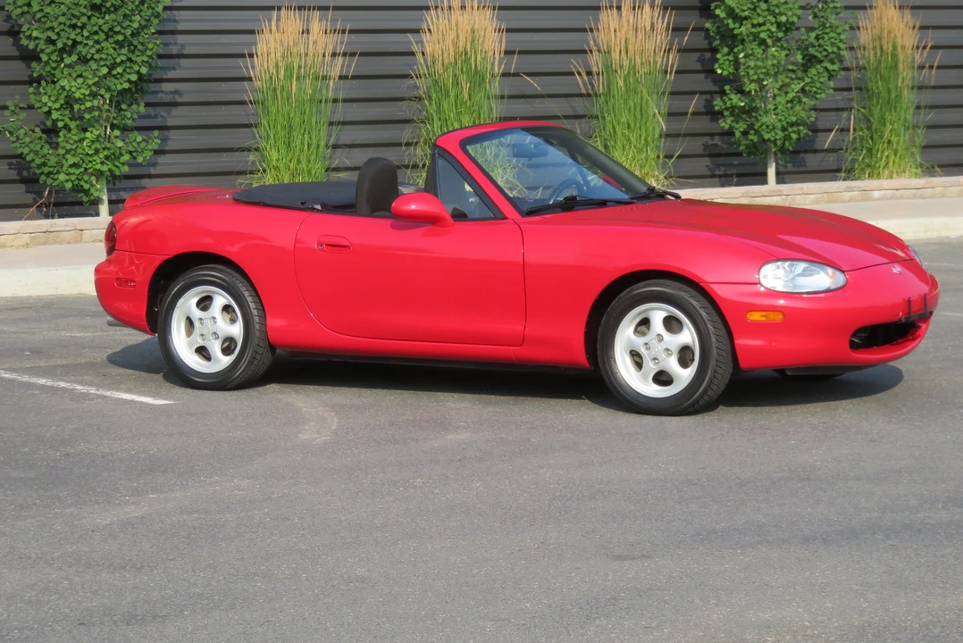 1999 Mazda NB MX-5 Miata - Image 3 of 31