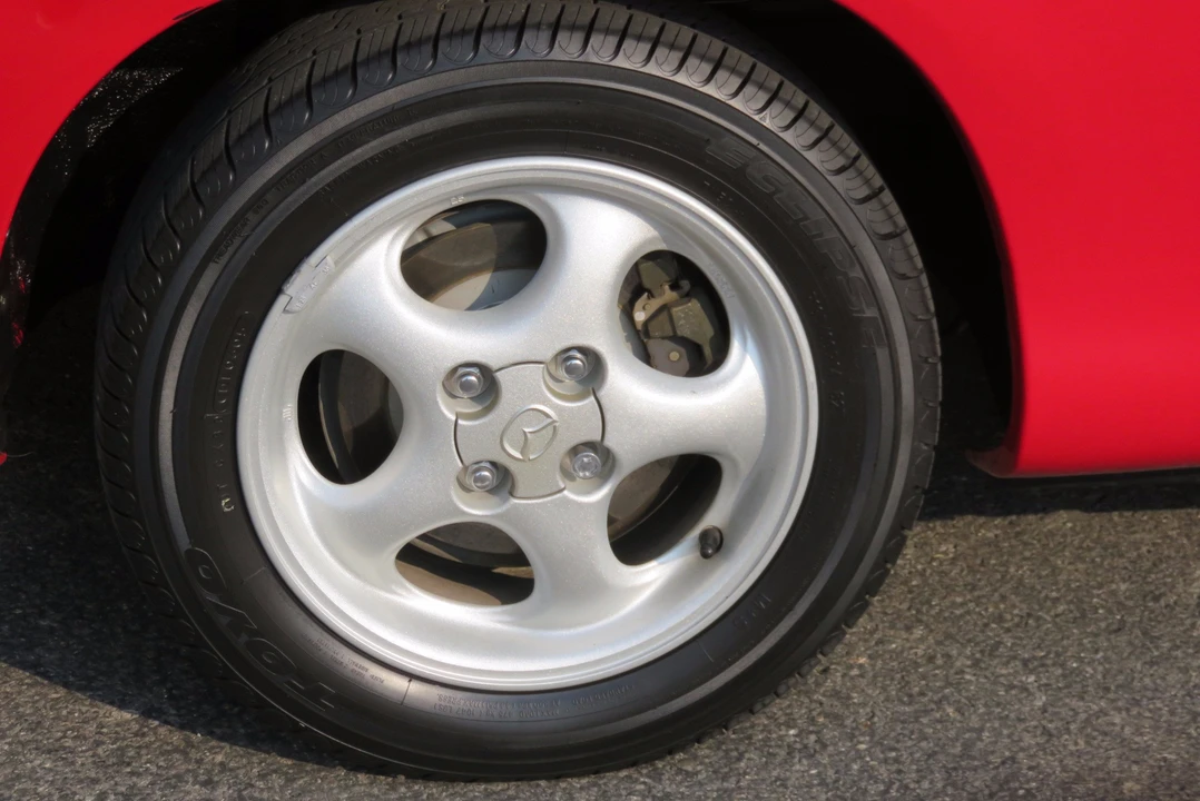 1999 Mazda NB MX-5 Miata - Image 17 of 31