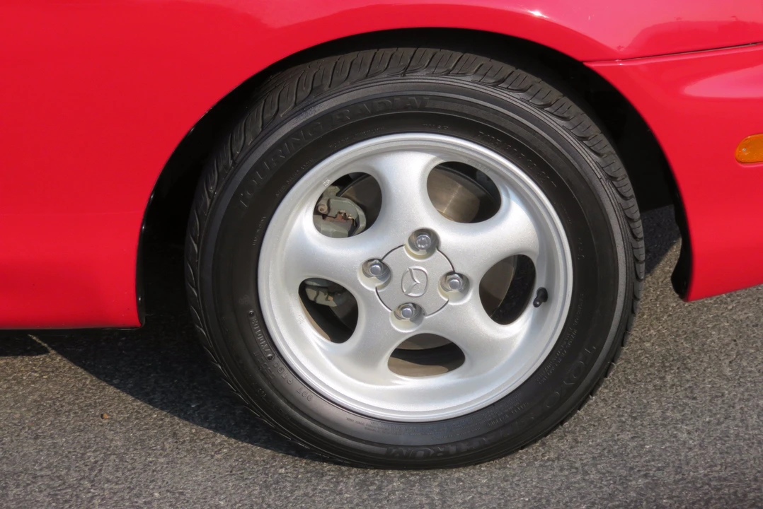 1999 Mazda NB MX-5 Miata - Image 16 of 31