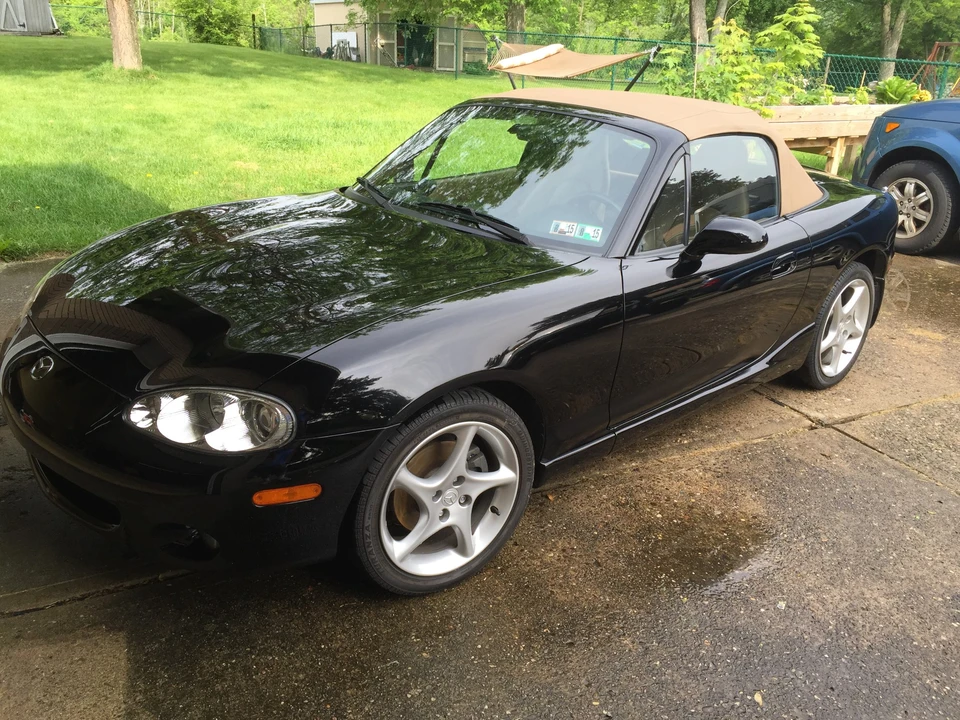 2002 Mazda NB MX-5 Miata - Image 4 of 31
