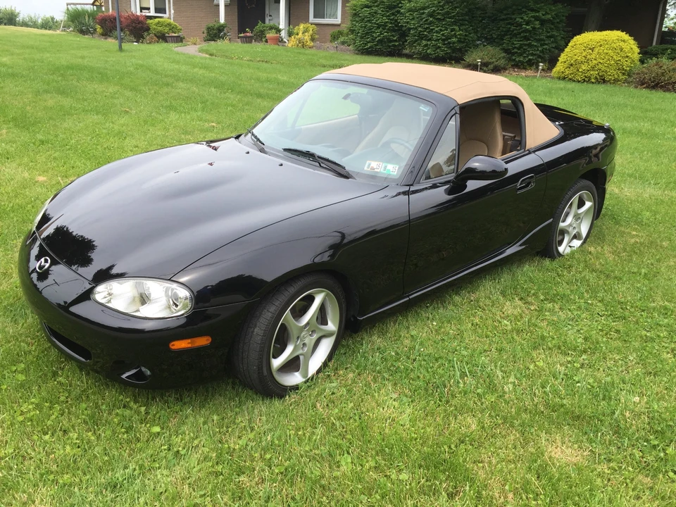 2002 Mazda NB MX-5 Miata - Image 7 of 31