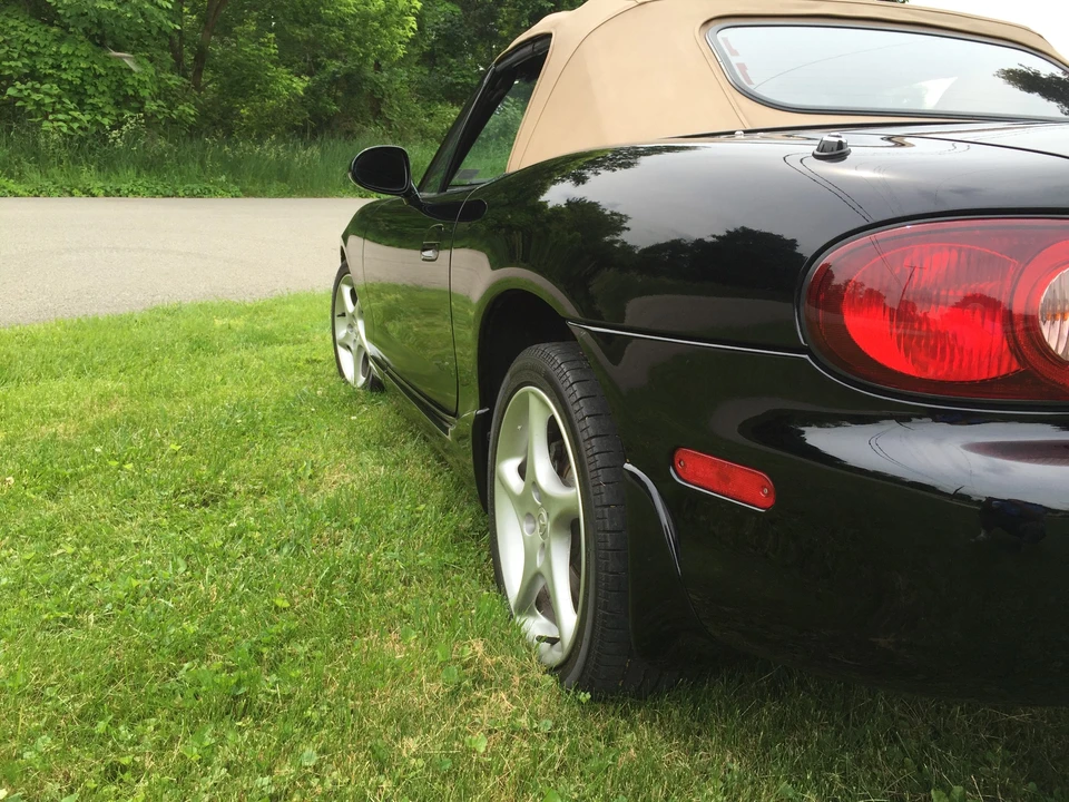2002 Mazda NB MX-5 Miata - Image 19 of 31