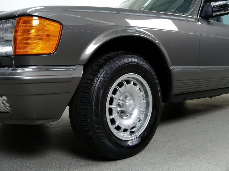 1985 Mercedes-Benz C126 S-Class Coupe - Image 21 of 31