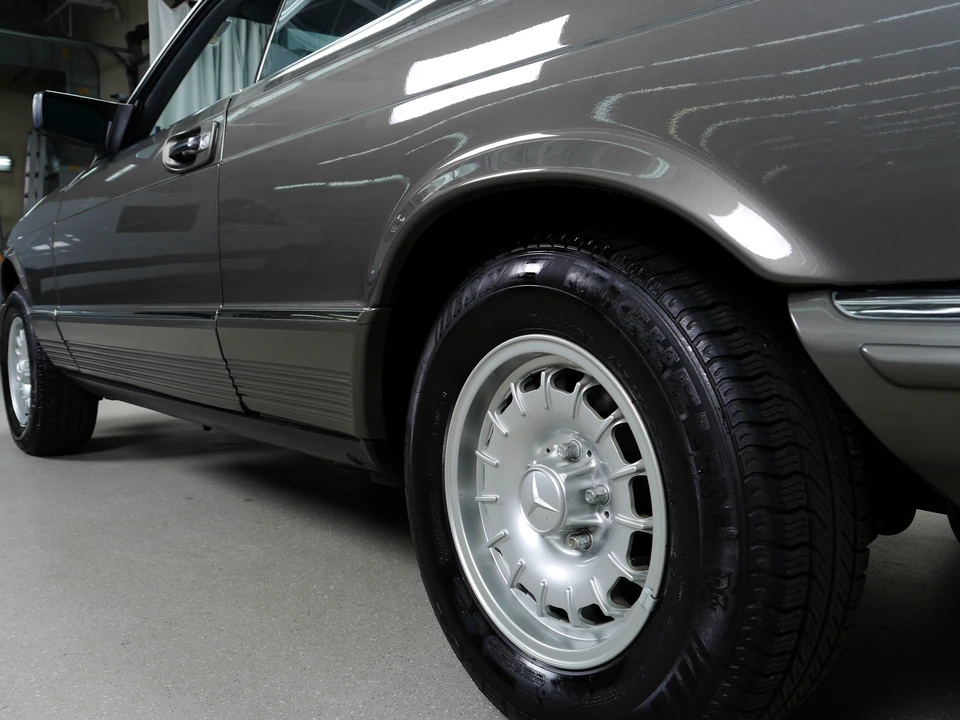 1985 Mercedes-Benz C126 S-Class Coupe - Image 29 of 31